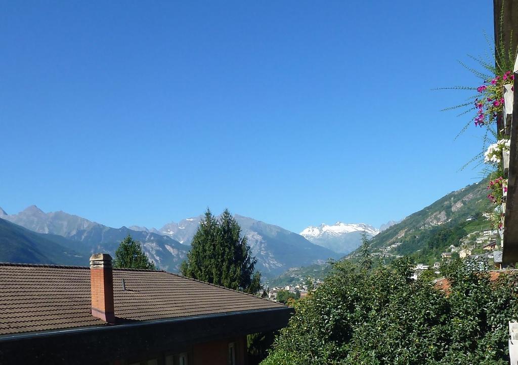 La Betulla Appartamento confortevole Wifi e Parking free Aosta Esterno foto