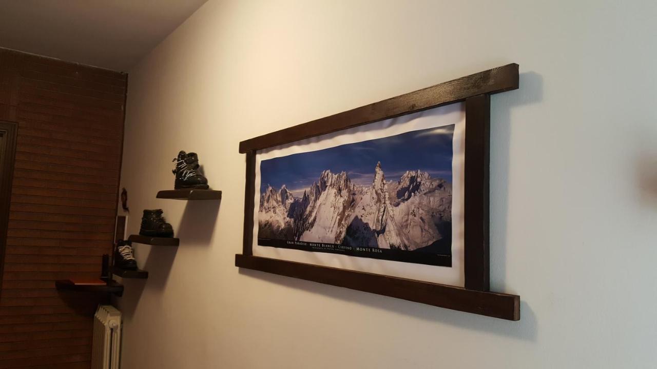 La Betulla Appartamento confortevole Wifi e Parking free Aosta Esterno foto